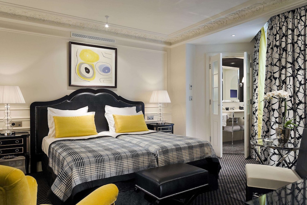 Executive room (King or Twin Bed - 180 cm, & Bath) photo 1