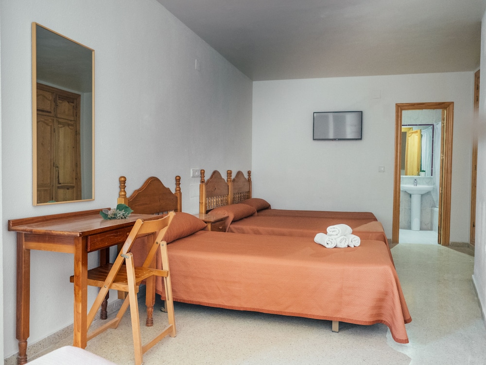 Quadruple Room photo 2