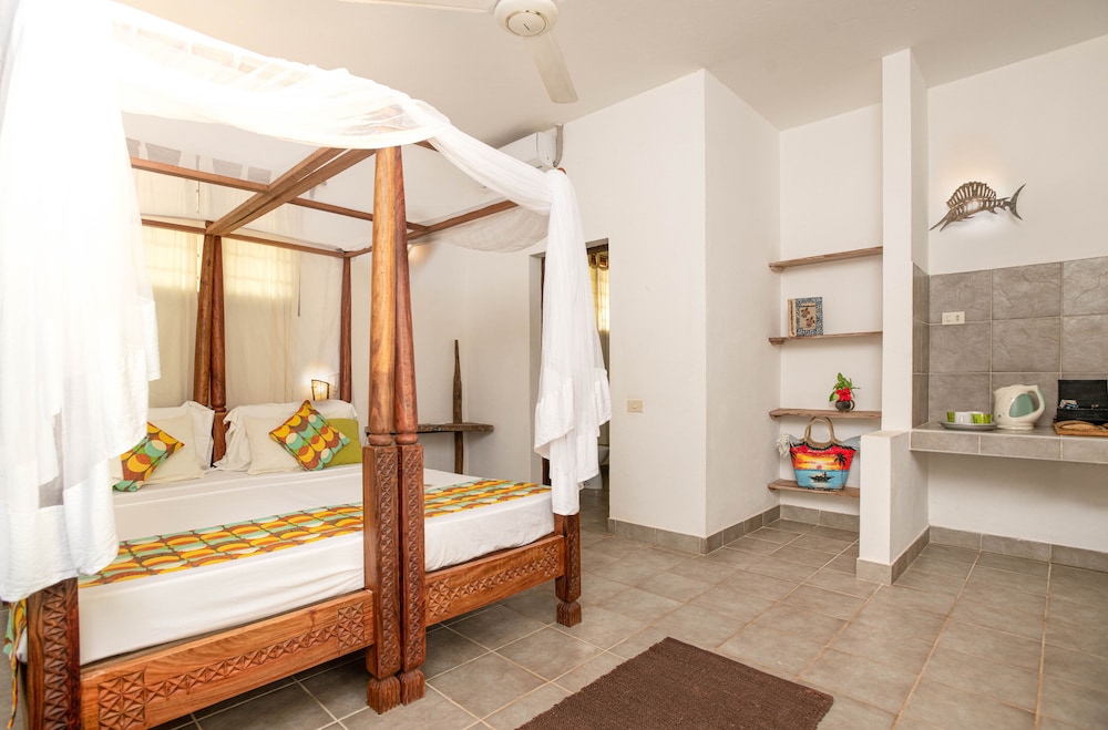 Standard Double Room, Garden View