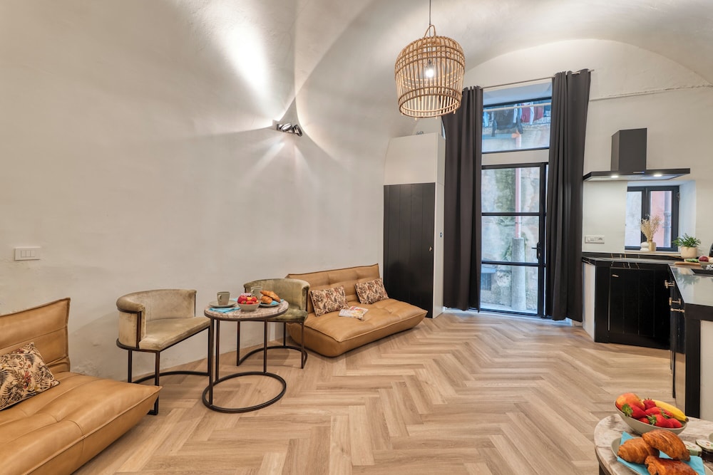 Honeymoon Apartment, Multiple Bedrooms (Boutique Apartment Casa Del Barone)