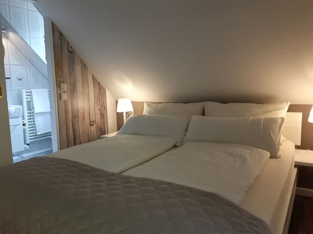 Double Room (Klein) photo 2
