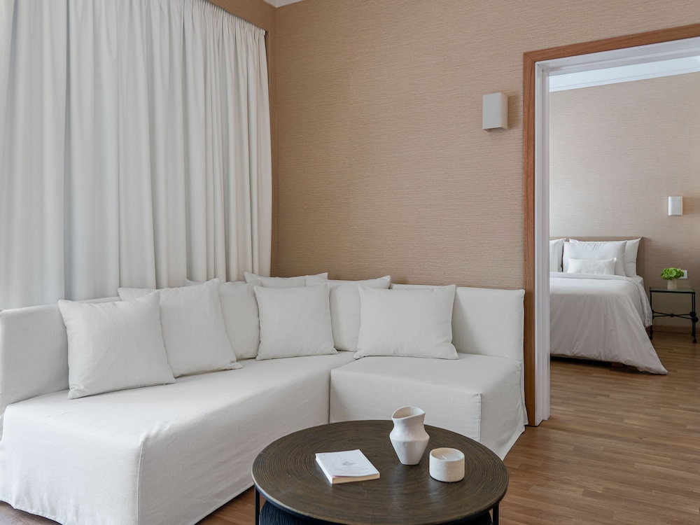 Grand Family Apartment Inland View - Photo 6