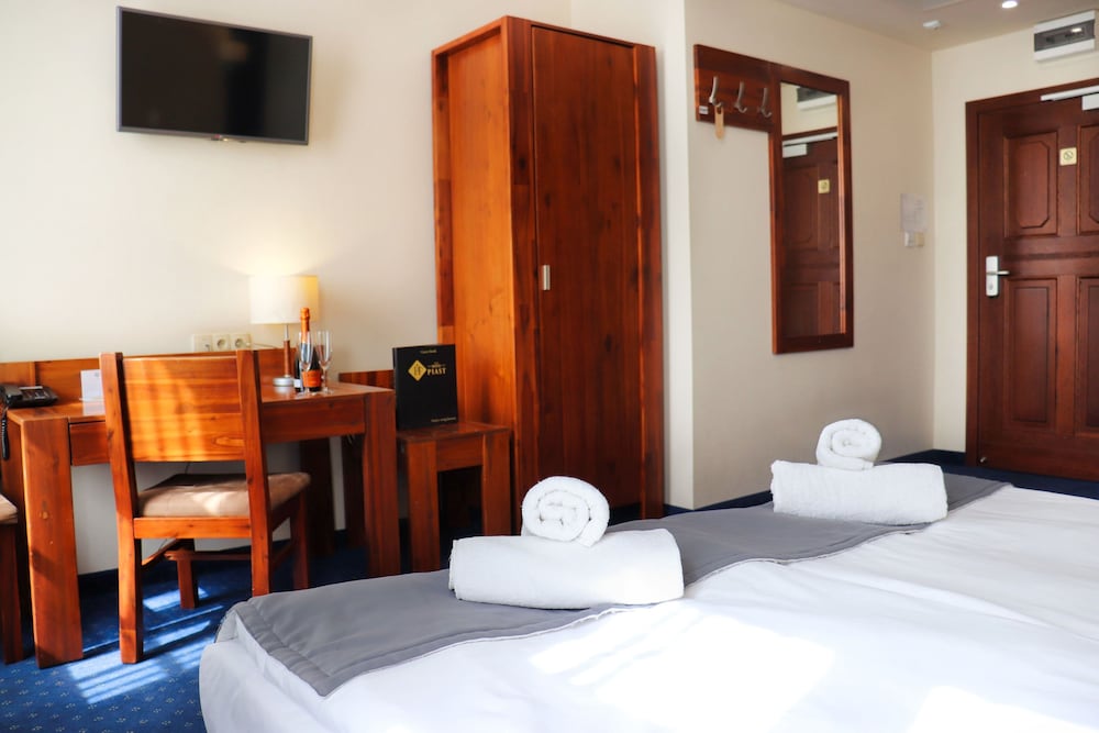 Double Room - Photo 9