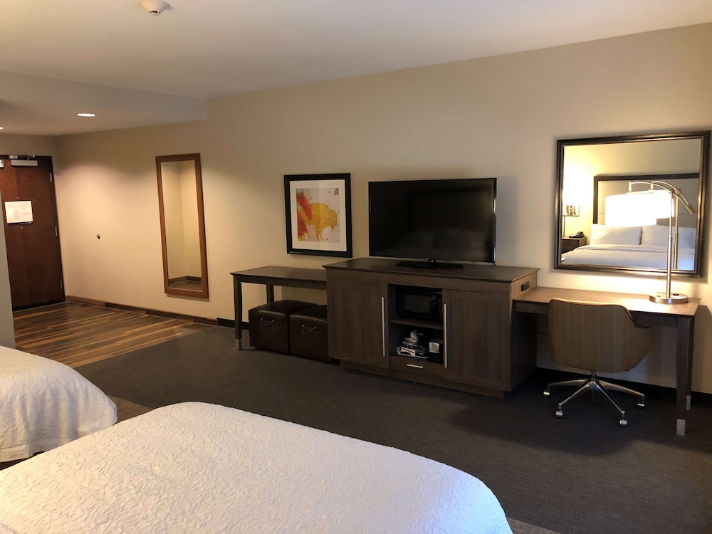 Room, 2 Queen Beds, Accessible, Non Smoking photo 3