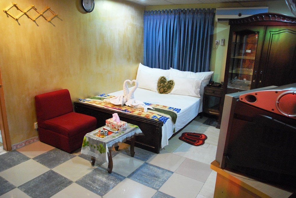 Family Condo, 2 Bedrooms photo 3