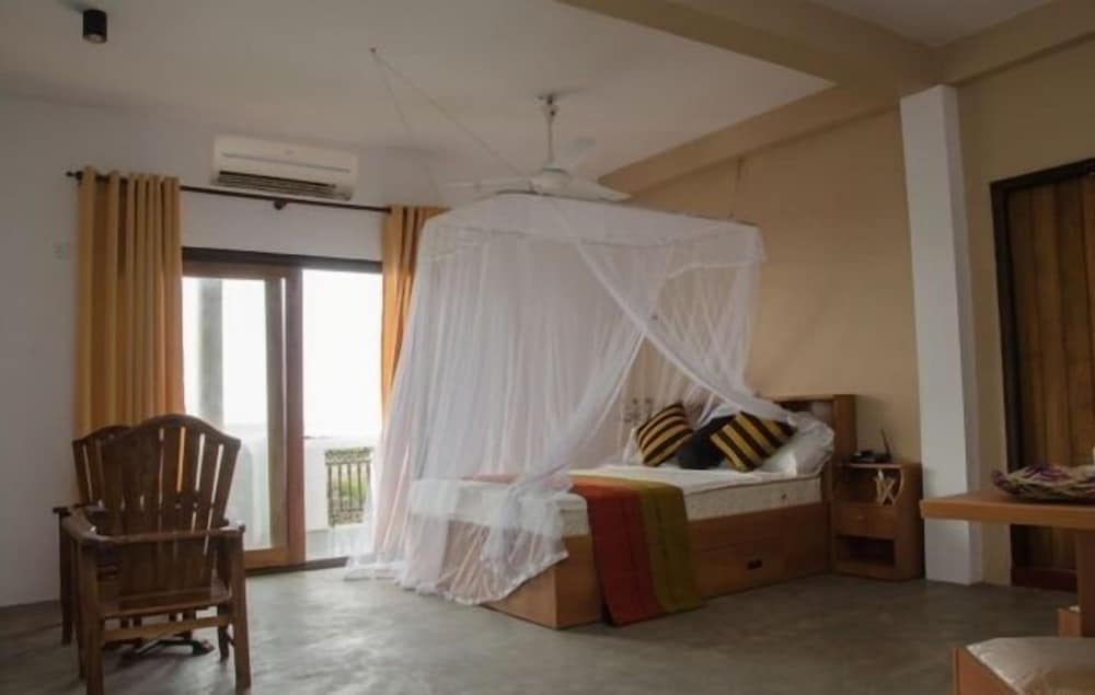 Standard Room, Beachside photo 3