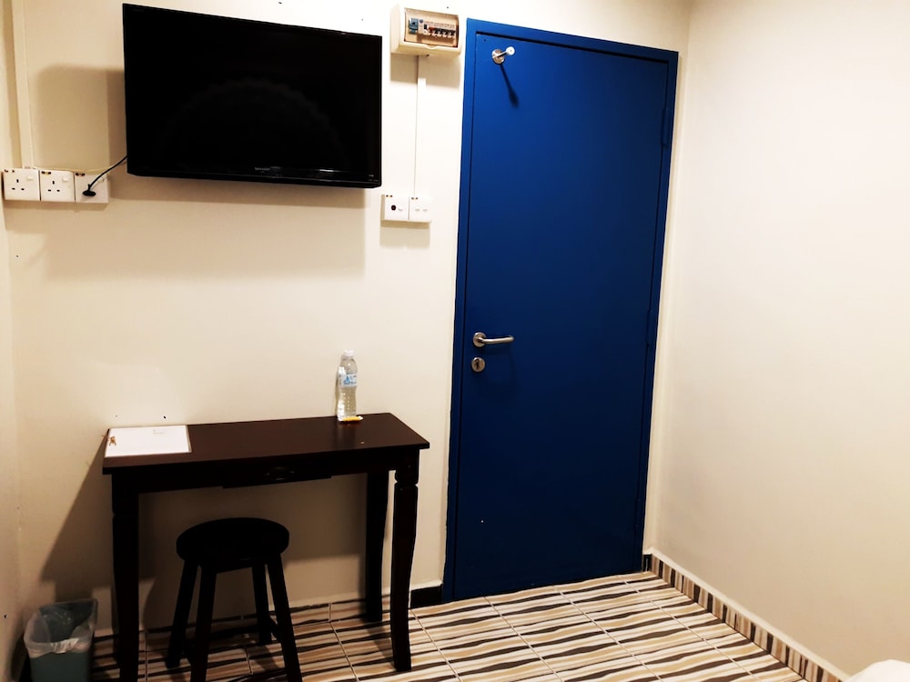 Single Room photo 3