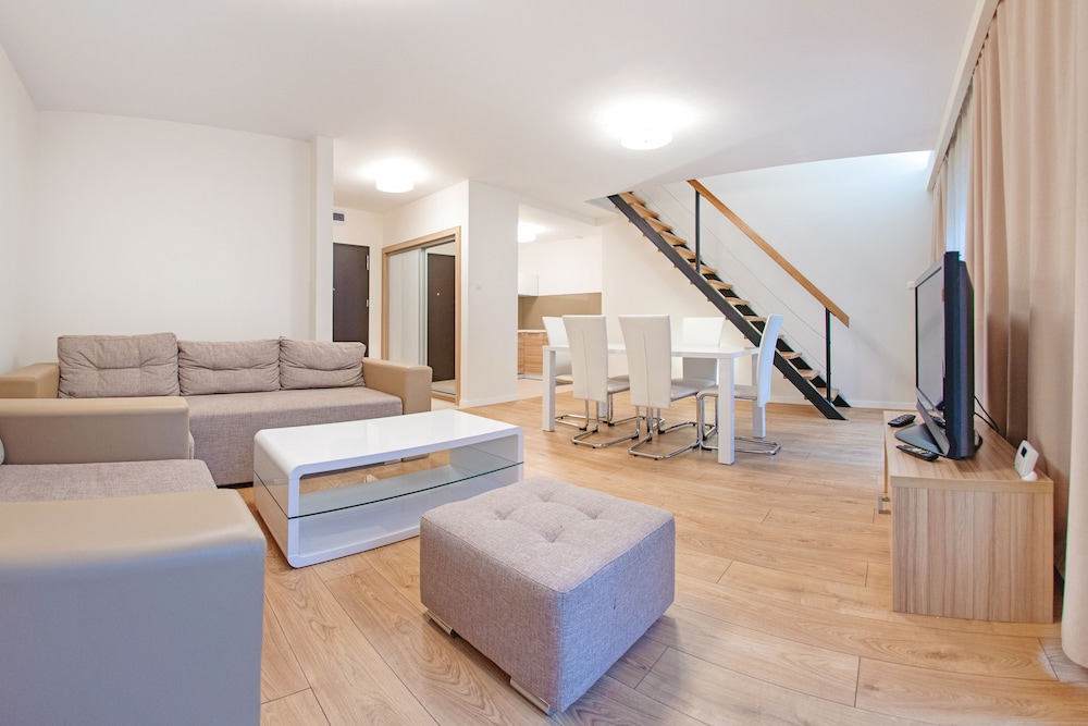 Apartment (140)