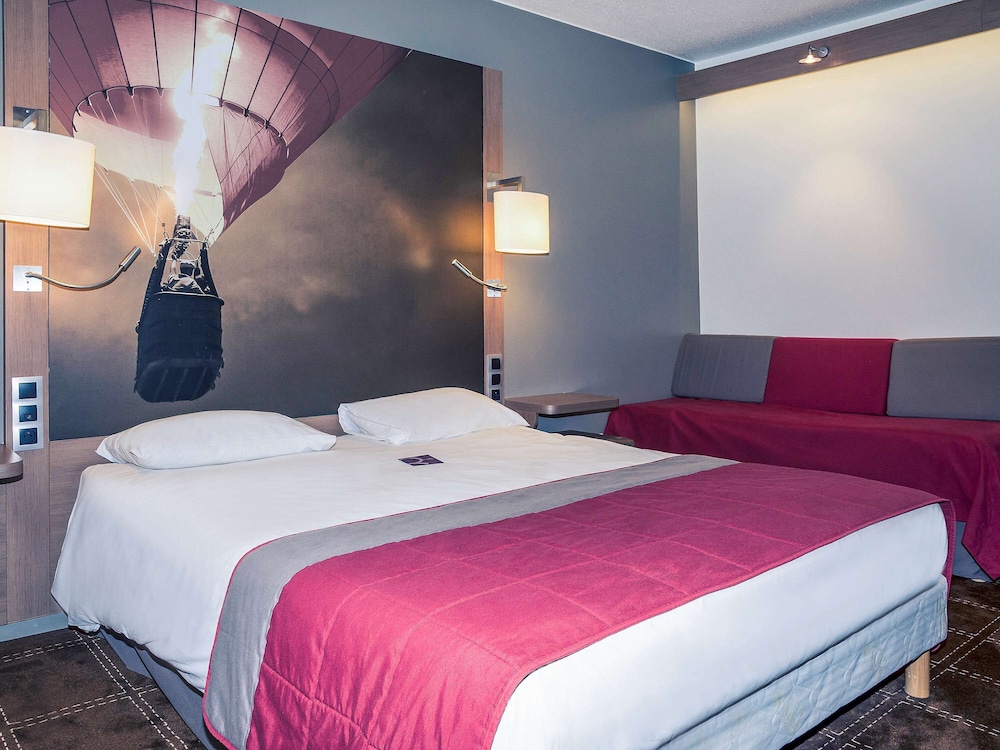 Classic Room, Multiple Beds - Photo 7