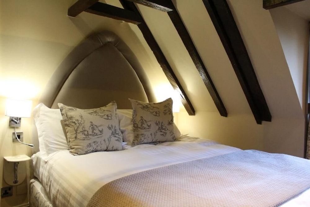 Courtyard Classic Room - Photo 5
