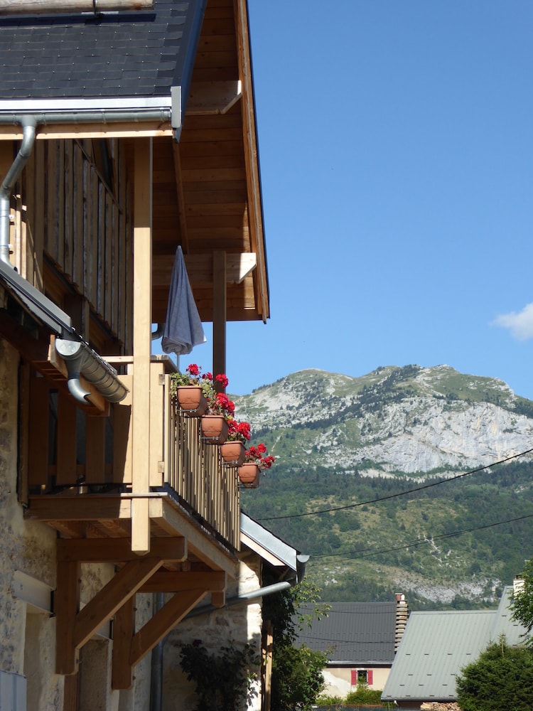 Double Room, Private Bathroom, Mountain View photo 2