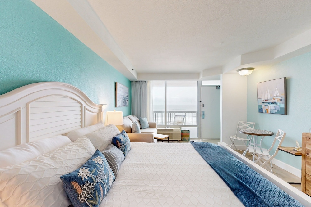 Condo, 1 King Bed with Sofa bed, Balcony, Ocean View (Daytona Beach Resort 426-You and Me B)