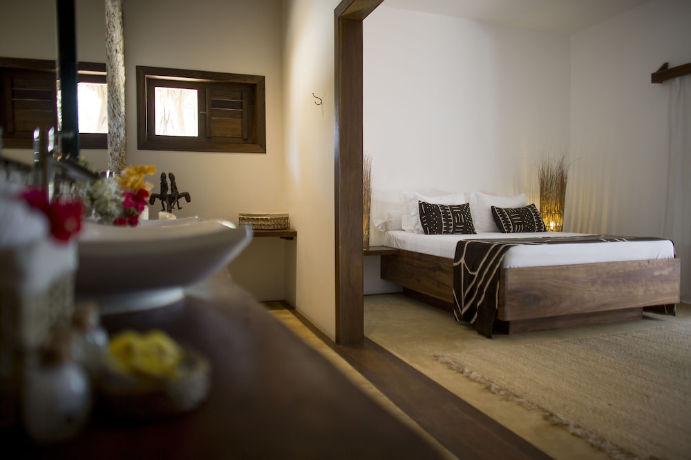 Junior Suite, Pool View, Ground Floor photo 3