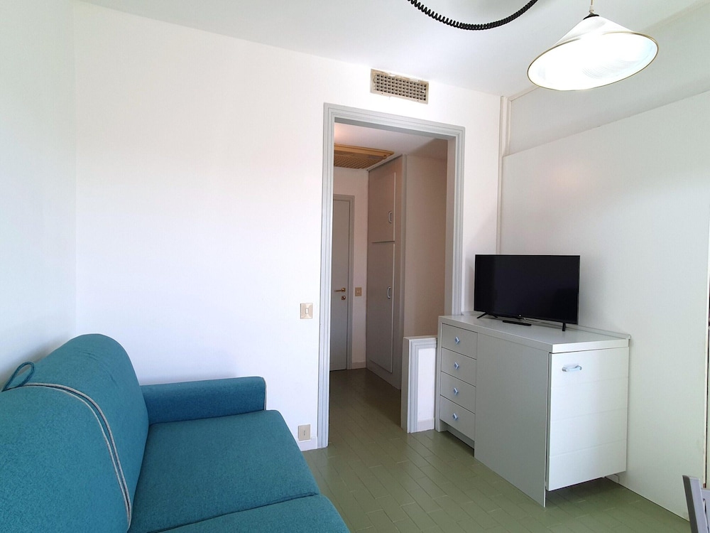 Family Apartment photo 3