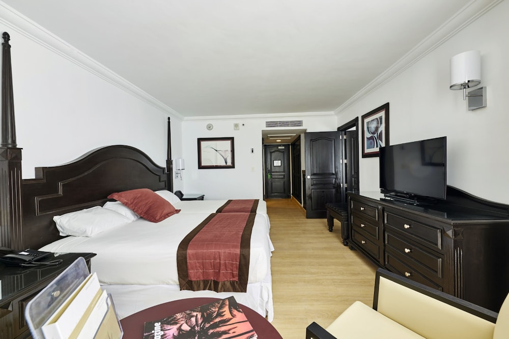Family Suite, Ocean View (B2C-CA)