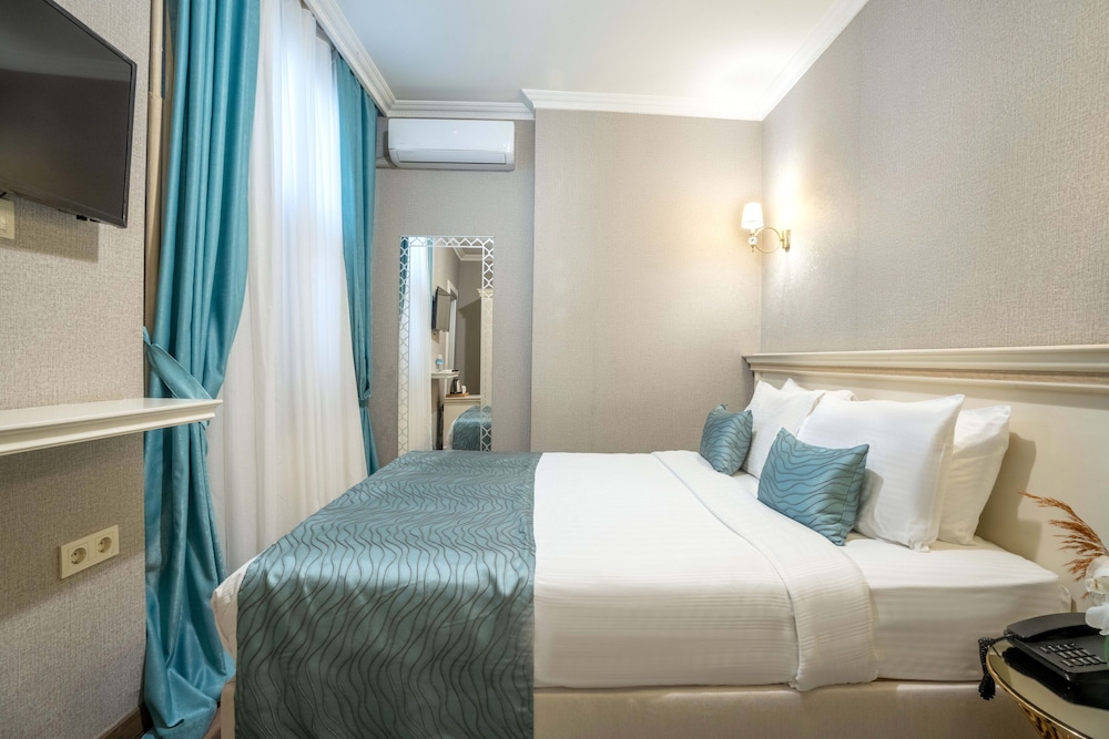 Economy Room Double or Twin Bed photo 2