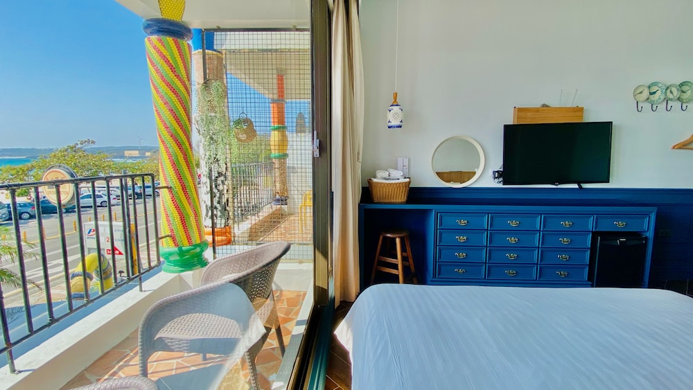 Quadruple Room with Ocean View photo 3