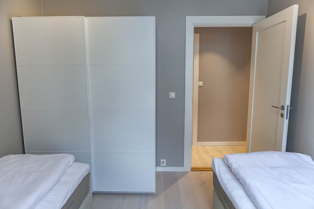 Basic Apartment photo 3