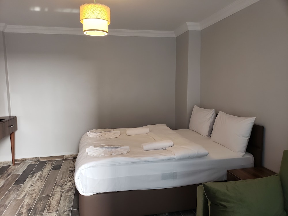 Classic Triple Room photo 1