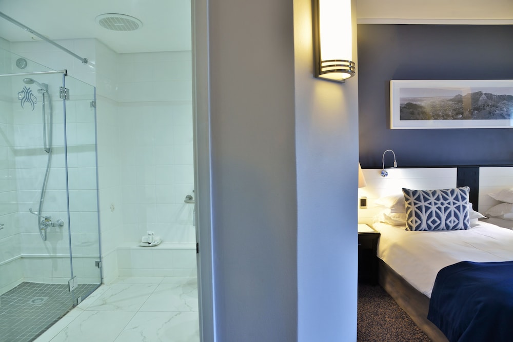 Twin Room (Accessible ACCT) - Photo 2