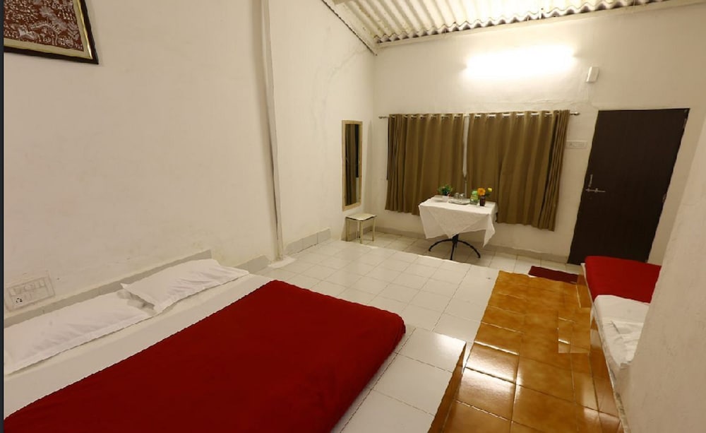 Standard Triple Room photo 3