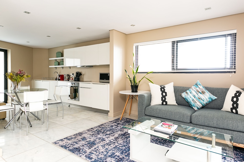 Basic Apartment