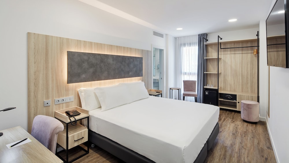 Classic Room - Photo 3
