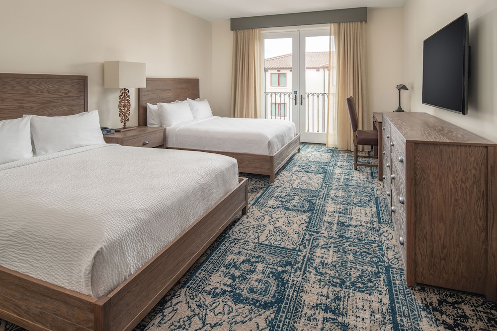 Room, 2 Queen Beds (Mobility/Hearing Access, Roll-In Shwr) photo 1
