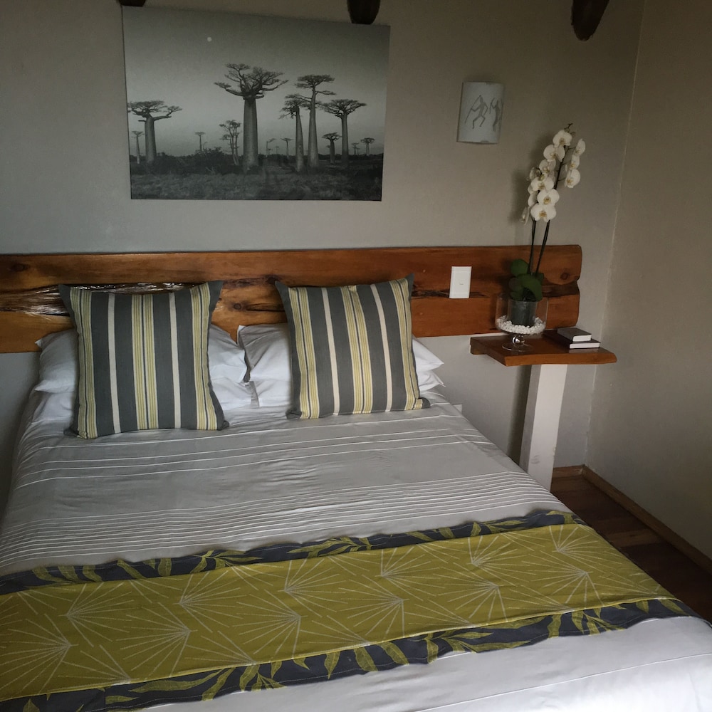 Standard Double Room Upperdeck photo 3