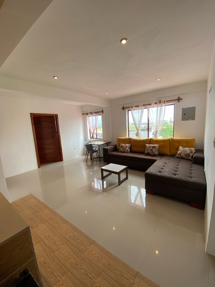Deluxe Apartment, City View photo 2