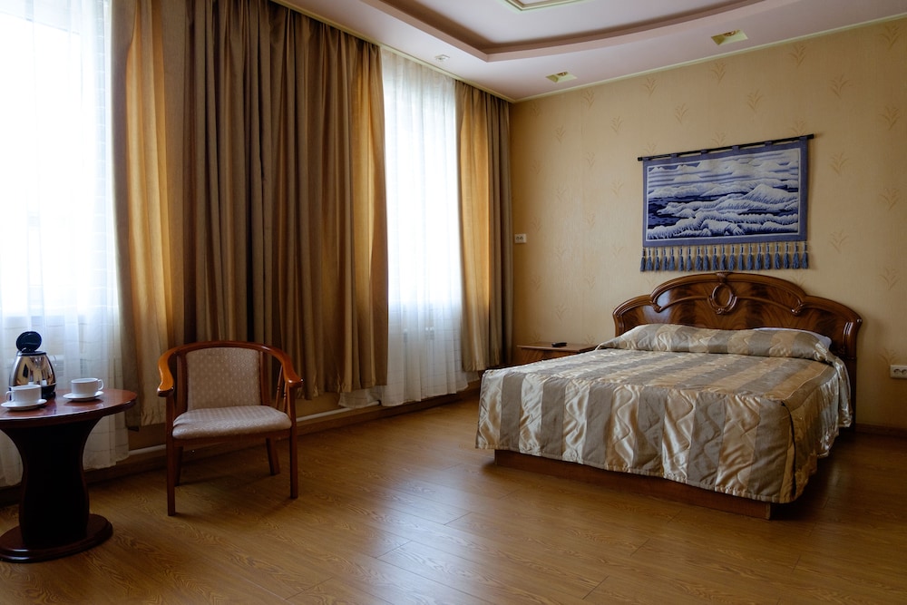 Suite photo 1