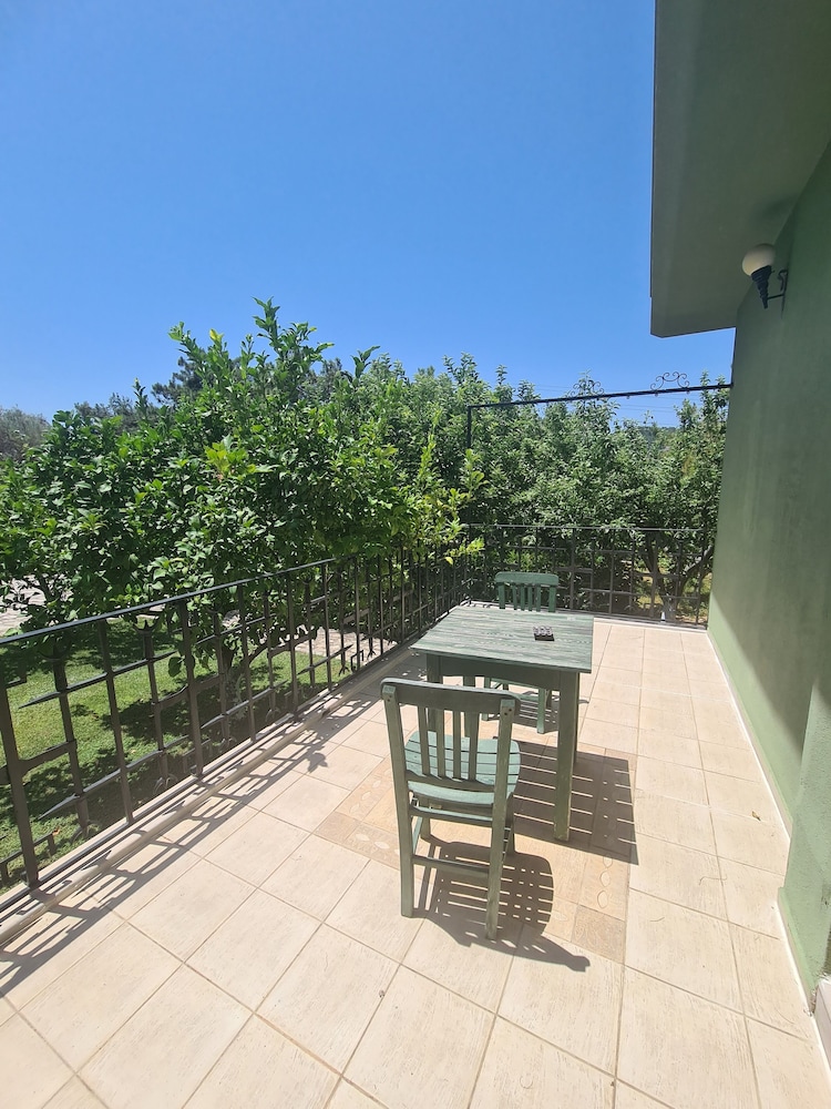 Standard Room, Garden View photo 2