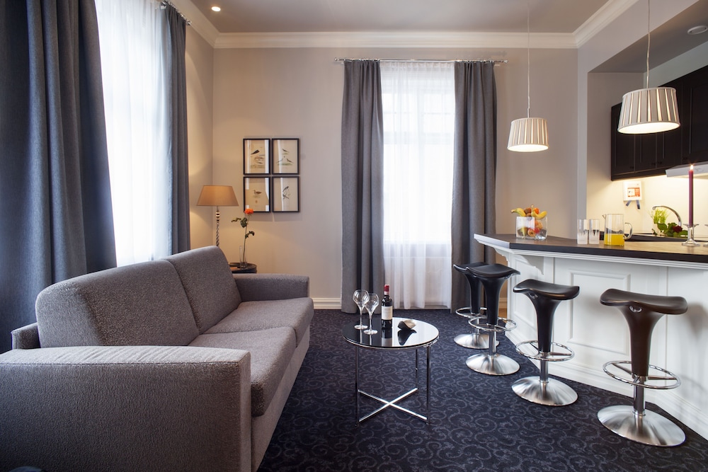 Royal Suite - Photo 4