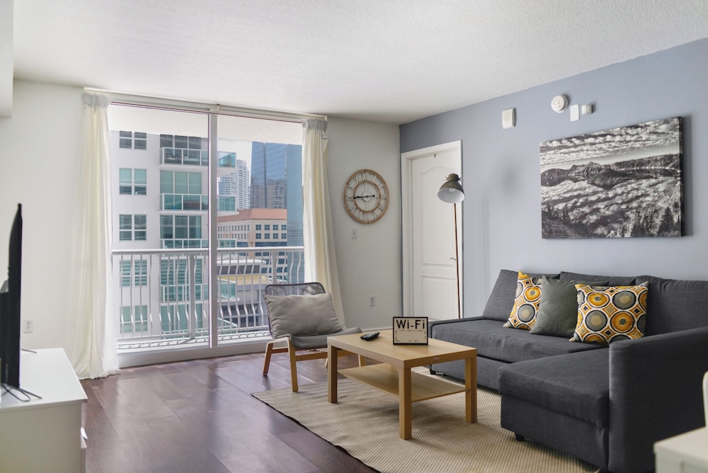 Luxury Condo, 2 Bedrooms, City View photo 1