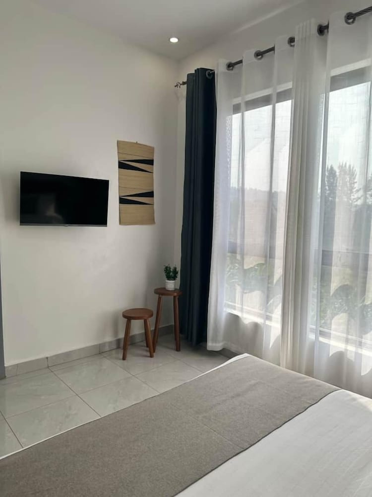 Premier Double Room, Private Bathroom photo 3