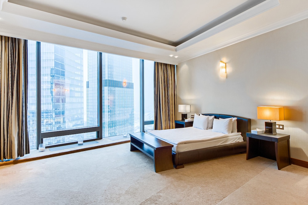 Sky Crown Apartment, 110 m2, 49th floor of the "Federation Tower West" photo 2