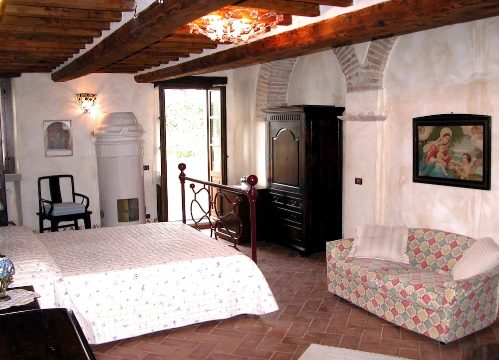 Superior Triple Room, Garden Area photo 2