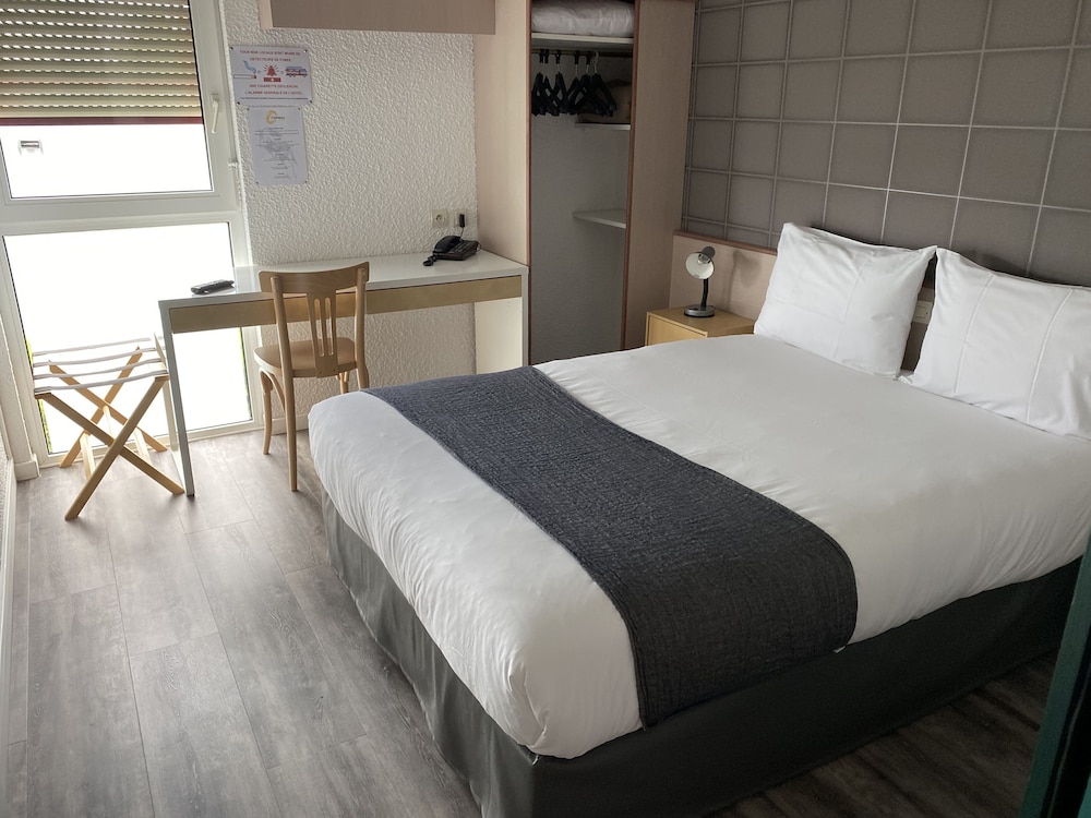 Standard Double Room - Photo 1