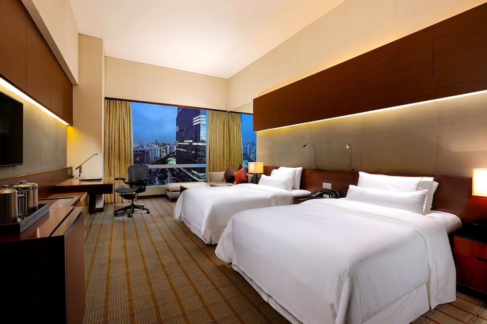 Room, 2 Twin Beds, City View - Photo 2