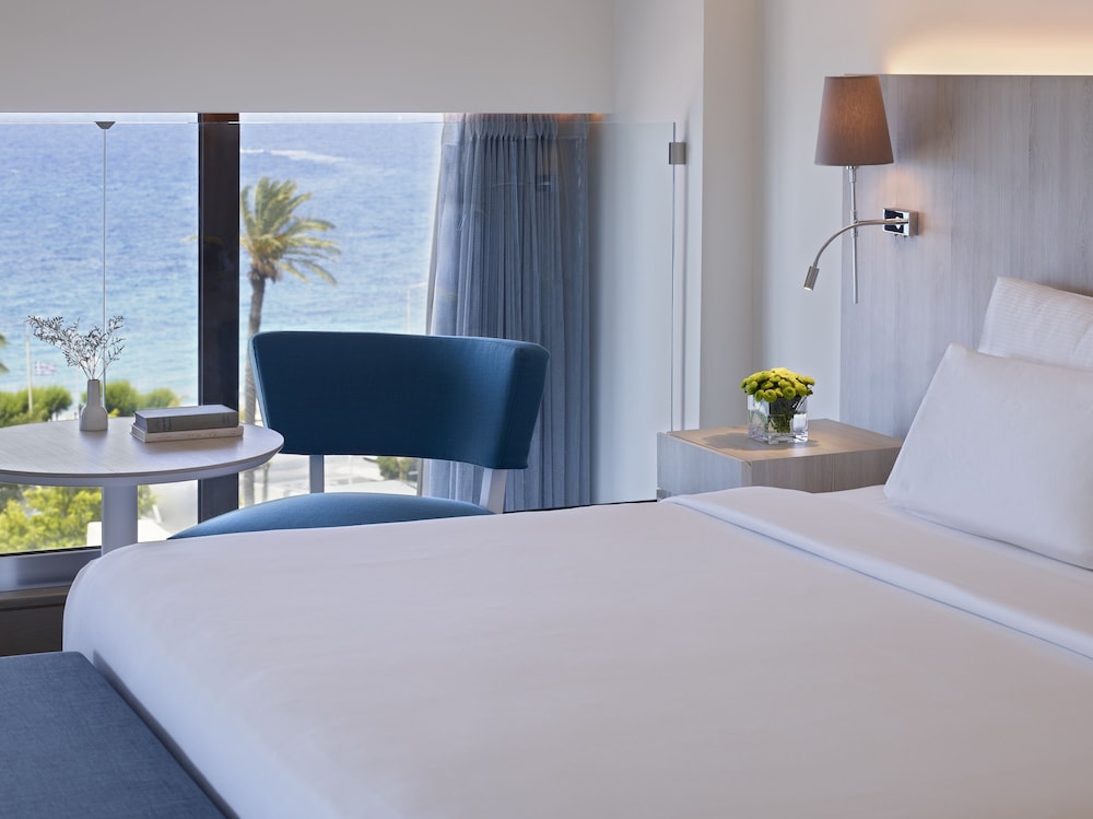 Rodian Suite, Sea View thumbnail 6