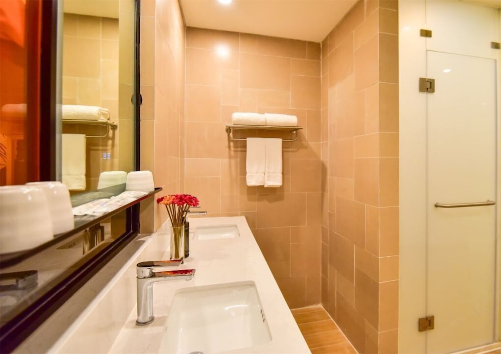 Standard Triple Room photo 2