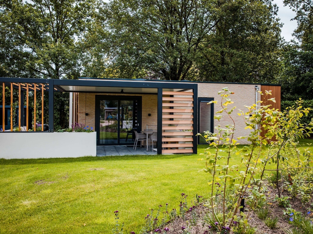 House photo 2