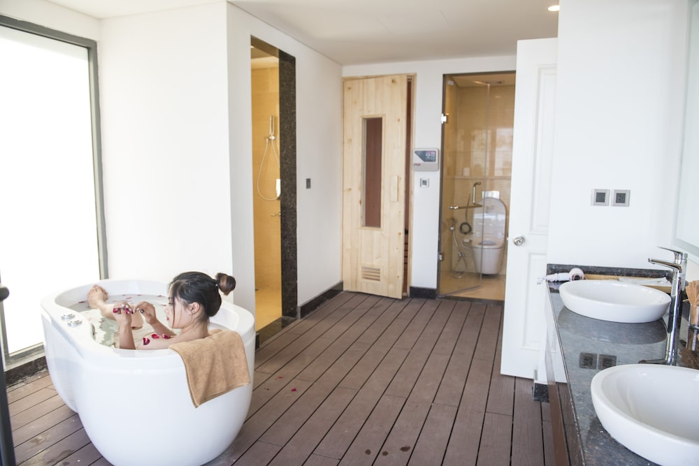 Sofia Suite photo 3
