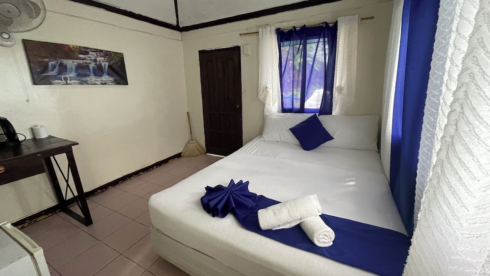 Room, Mountain View