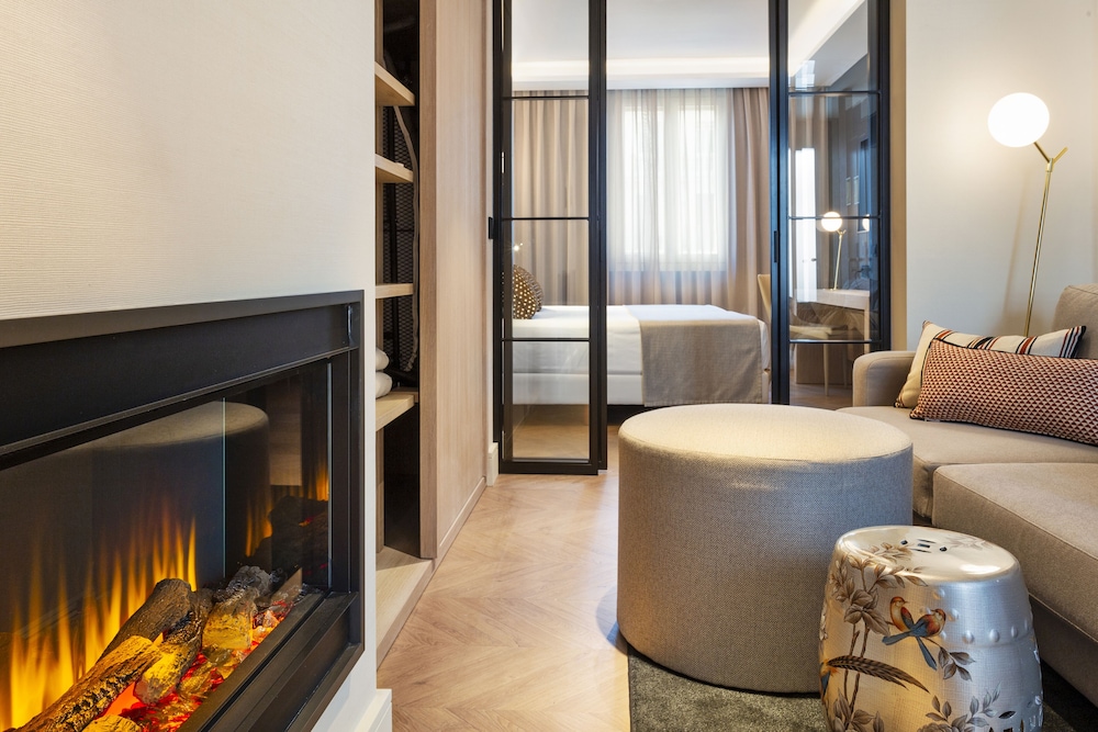 Junior Suite (Single Use)