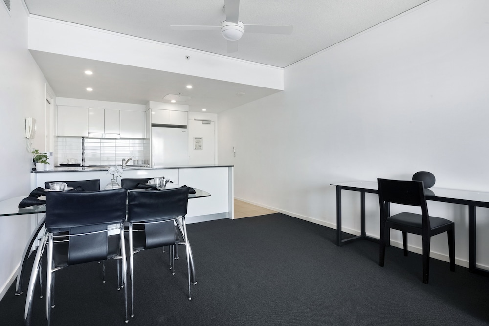 Apartment, 2 Bedrooms - Photo 39