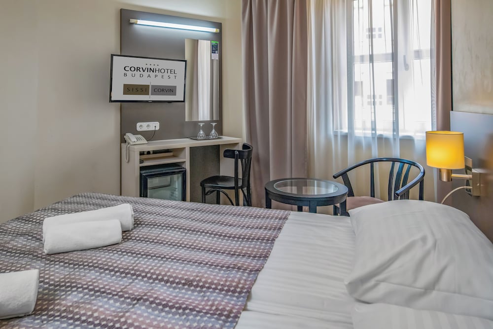 Standard Double Room - Photo 3