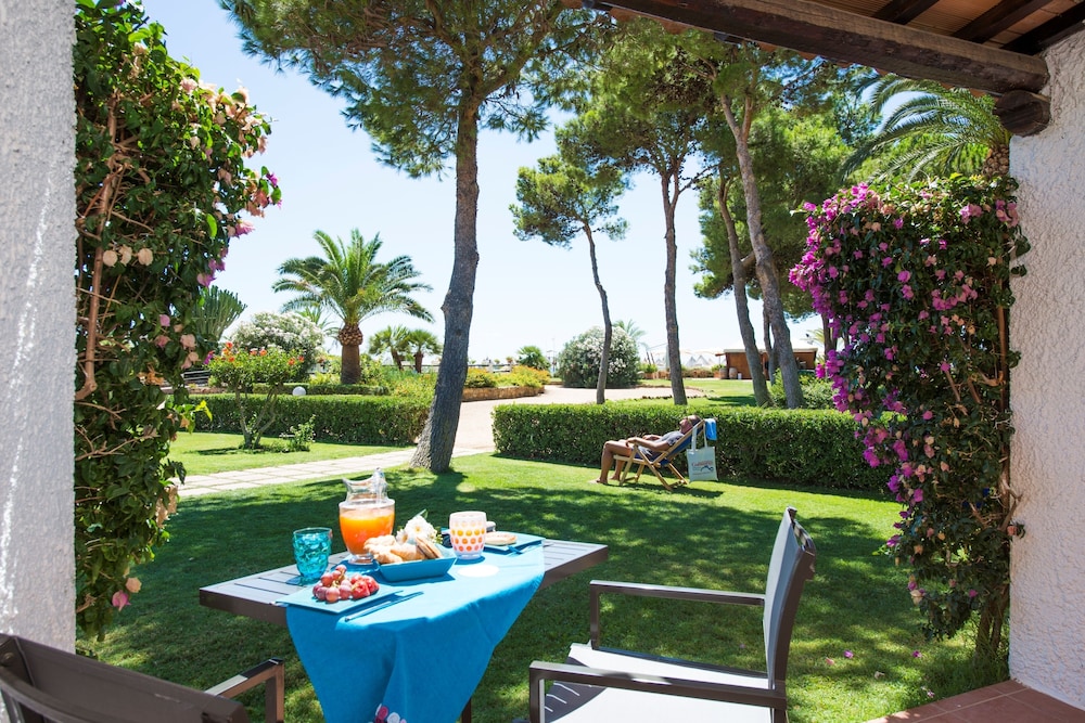 Standard Mediterraneo (garden view) photo 3