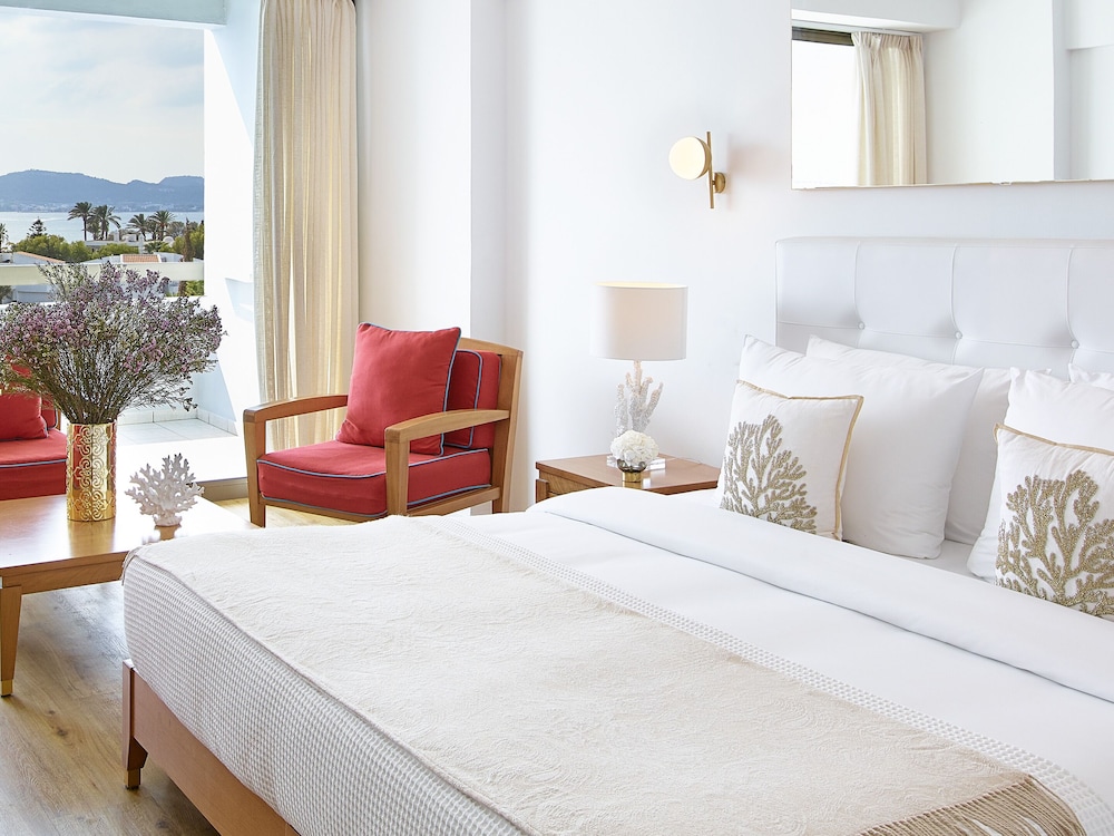 Superior Guestroom Side Sea View - Photo 1
