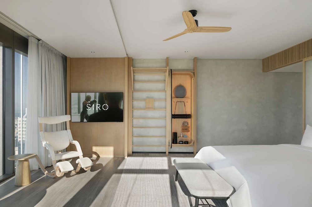 Premium Room, 1 King Bed (SIRO GCC Resident, GCC ID Mandatory) photo 3